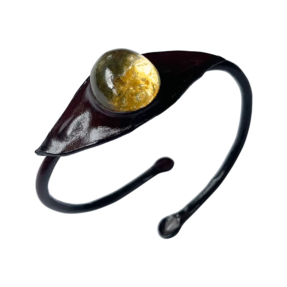 Buppha Kham Leaf Bracelet